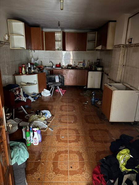 Domnesti, vila S+P+1, teren de 680 mp, reducere la plata integrala.